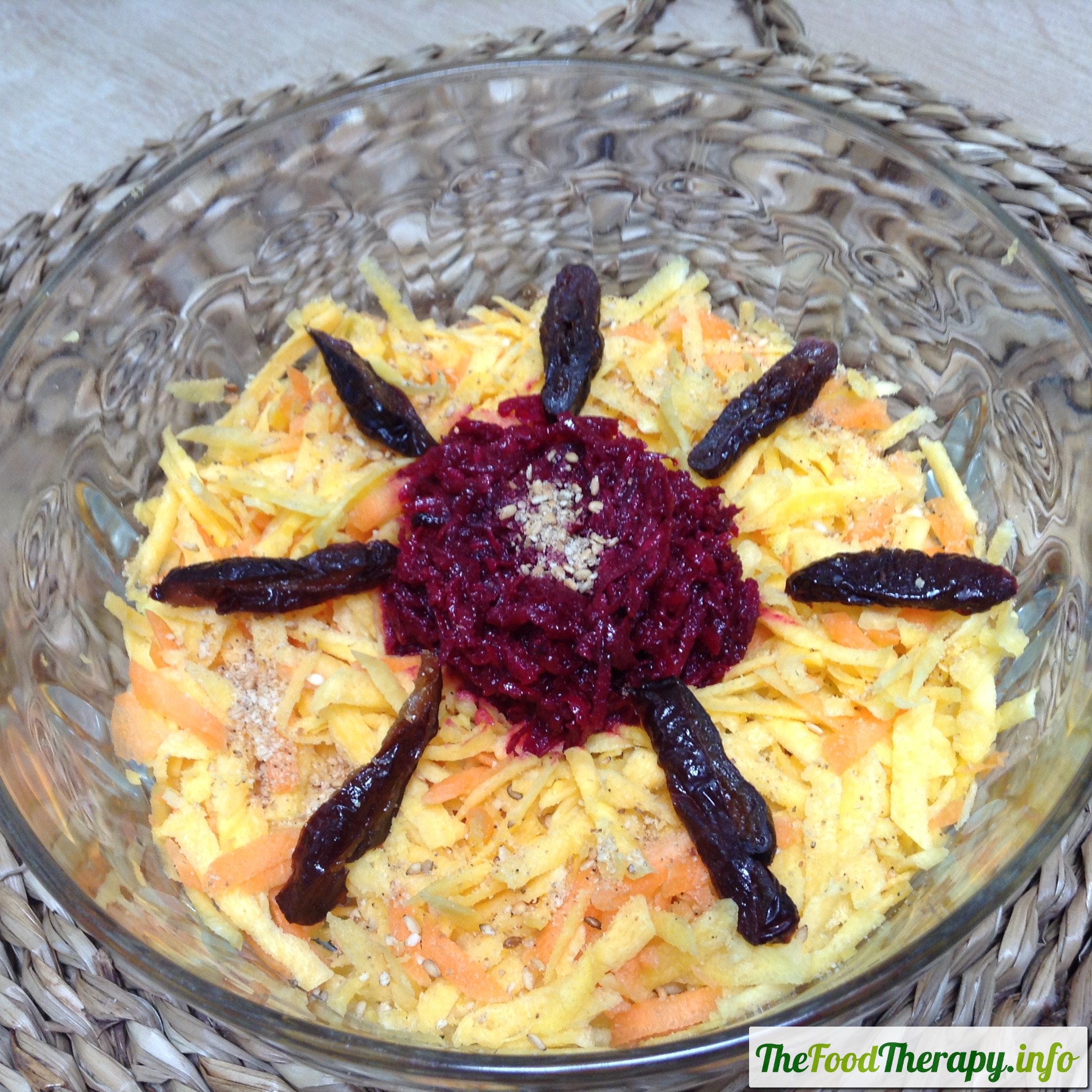 Ensalada detox de zanahoria, rabanitos y remolacha The Food Therapy