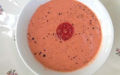 Dressing de tomate y fresas a la pimienta